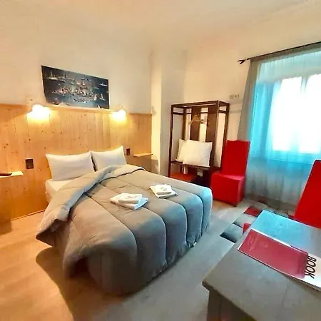 Bayle Hotel 2*
