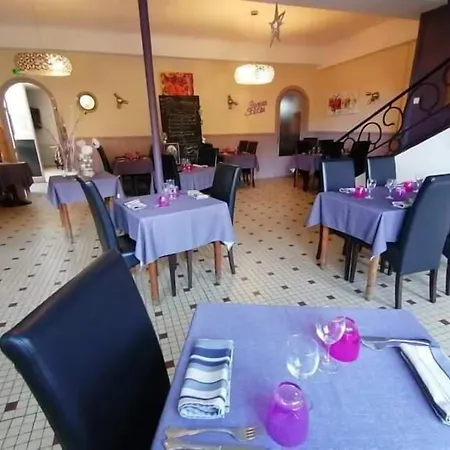 Bayle فندق Belcaire