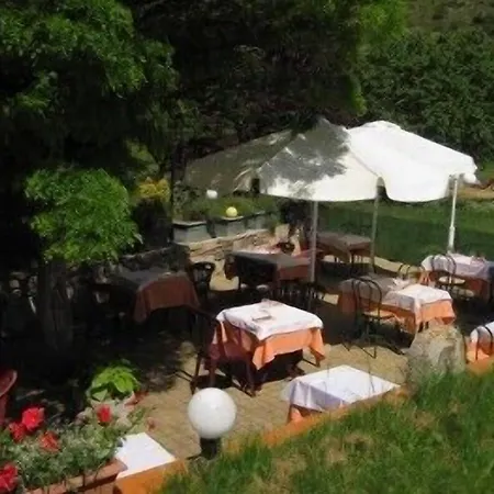 Otel Bayle 2*