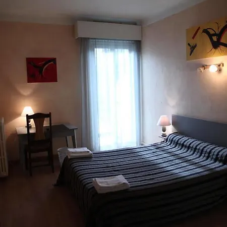 Hotel Bayle 2*